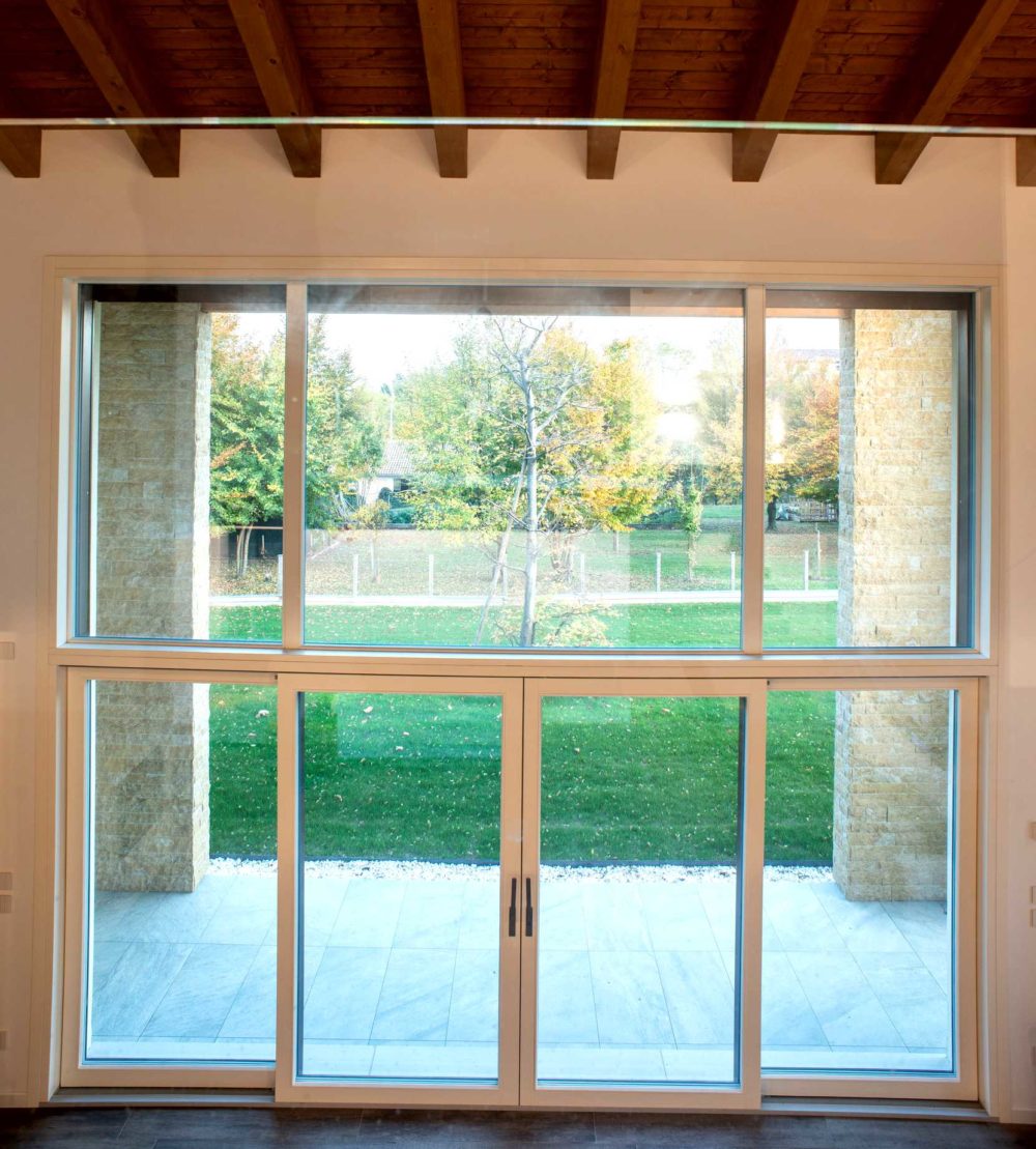 Casa bioecologica in legno in zona collinare - Alessandro Corinto Architetto